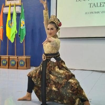 Pada Saat Tampil Ketika Lomba 1